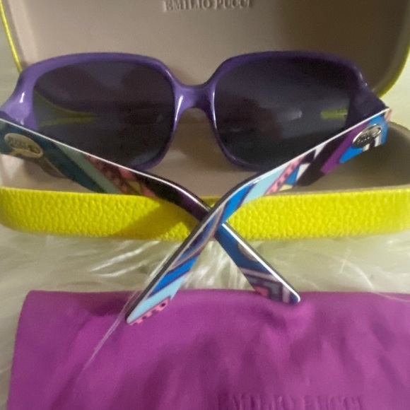 Beautiful Vintage Emilio Pucci Sunglasses. - Picture 6 of 10